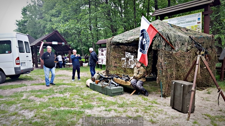 Partyzancka Noc na Polanie Niezłomnych w Szydłowcu