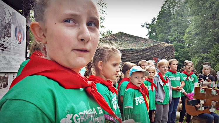Partyzancka Noc na Polanie Niezłomnych w Szydłowcu