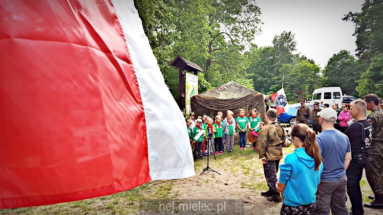 Partyzancka Noc na Polanie Niezłomnych w Szydłowcu