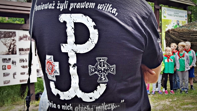 Partyzancka Noc na Polanie Niezłomnych w Szydłowcu