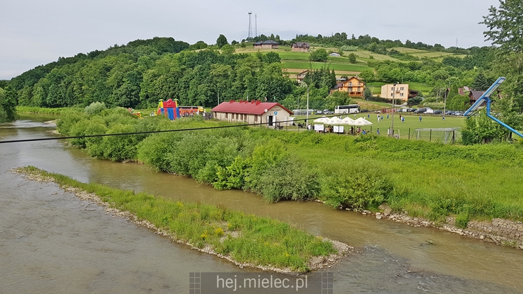 Sympatyczna sobota w Pleśnej: Stal na jubileuszu miejscowego klubu