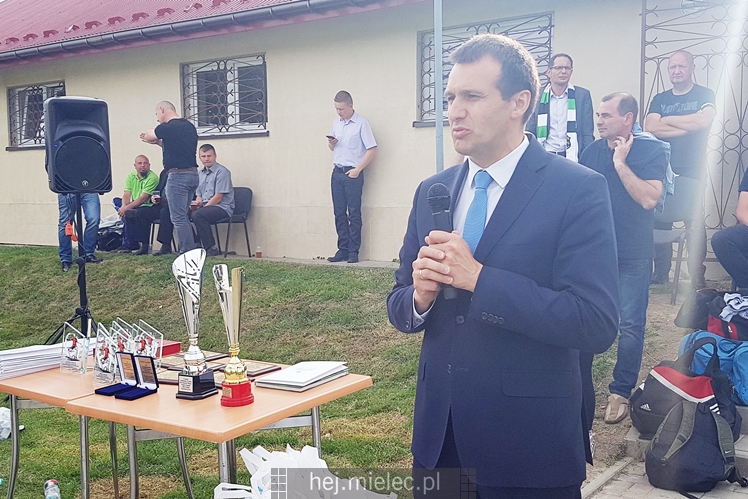 Sympatyczna sobota w Pleśnej: Stal na jubileuszu miejscowego klubu