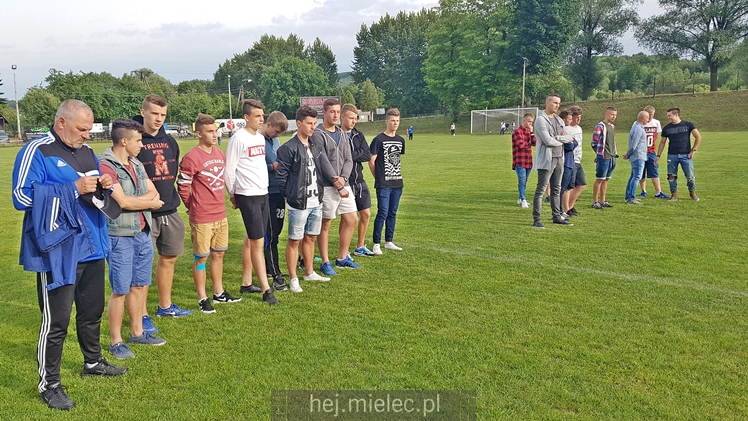 Sympatyczna sobota w Pleśnej: Stal na jubileuszu miejscowego klubu