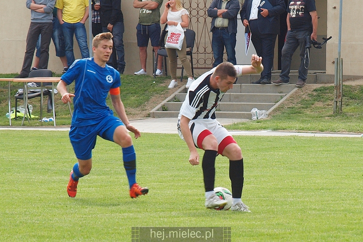 Sympatyczna sobota w Pleśnej: Stal na jubileuszu miejscowego klubu