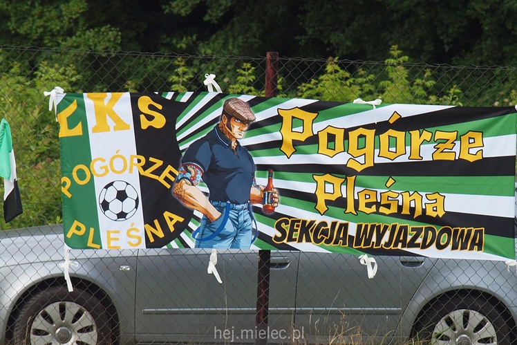 Sympatyczna sobota w Pleśnej: Stal na jubileuszu miejscowego klubu