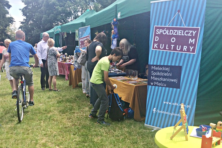 Spółdzielczy Dom Kultury prezentował się rzeszowianom