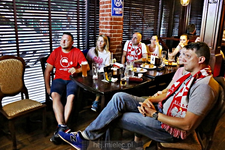 Euro 2016: Polska - Niemcy w Piwiarni Warka