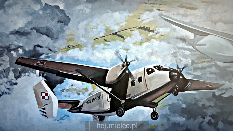 Mural lotniczej historii Mielca praktycznie gotowy
