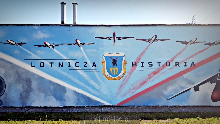 Mural lotniczej historii Mielca praktycznie gotowy