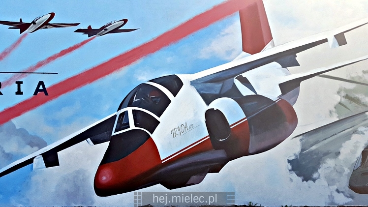 Mural lotniczej historii Mielca praktycznie gotowy