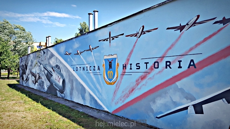Mural lotniczej historii Mielca praktycznie gotowy