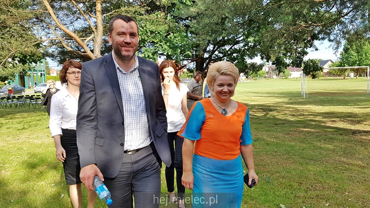 Mieszkańcy spotkali się z urzędnikami by w plenerze decydować o inwestycjach