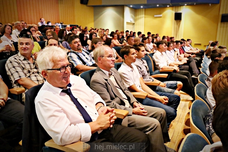 Koniec roku i rozstrzygnięcie Konkursu ?Komputer dla Najlepszego? oraz Konkursu ?BELFER the BEST?ia 2016?