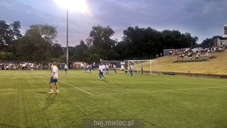 Jedyne takie derby na świecie! Mecz dwóch Stali Mielec w Nowym Jorku na zdjęciach