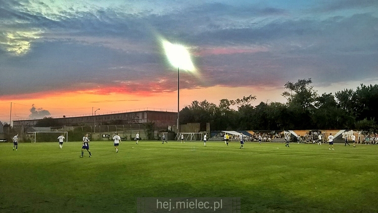 Jedyne takie derby na świecie! Mecz dwóch Stali Mielec w Nowym Jorku na zdjęciach