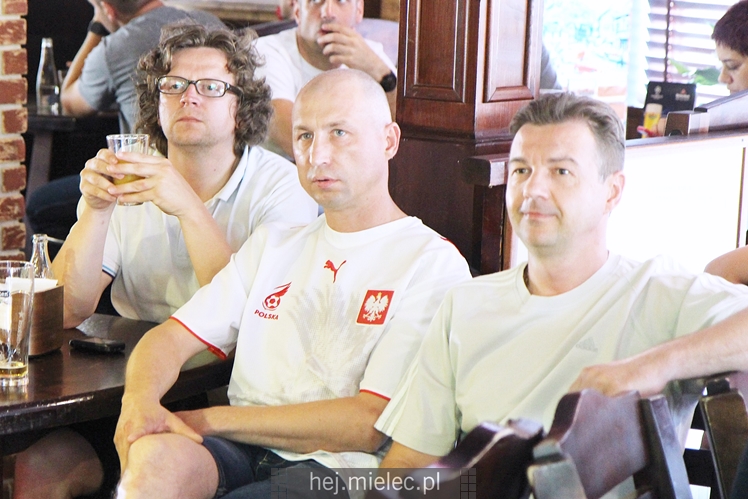 Ale to były emocje! Radość, nerwy, modły i euforia! #POLSUI w Piwiarni Warka na zdjęciach!