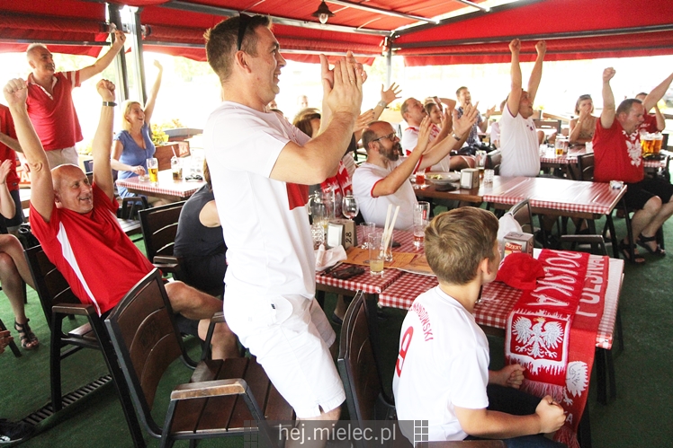 Ale to były emocje! Radość, nerwy, modły i euforia! #POLSUI w Piwiarni Warka na zdjęciach!