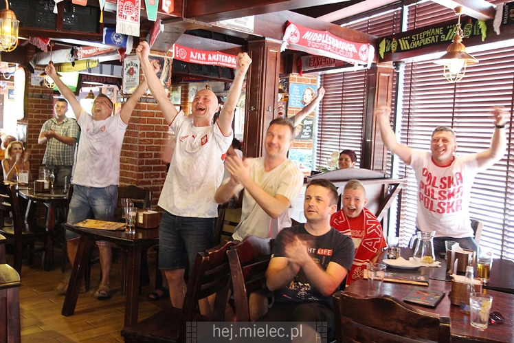 Ale to były emocje! Radość, nerwy, modły i euforia! #POLSUI w Piwiarni Warka na zdjęciach!