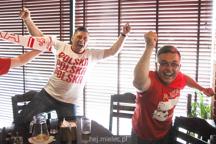 Ale to były emocje! Radość, nerwy, modły i euforia! #POLSUI w Piwiarni Warka na zdjęciach!