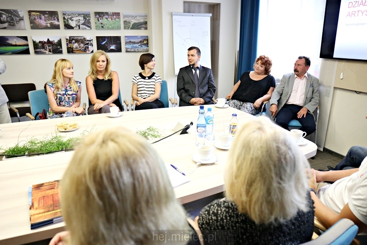 Spotkanie prezydenta Daniela Kozdęby z animatorami grup artystycznych SCK