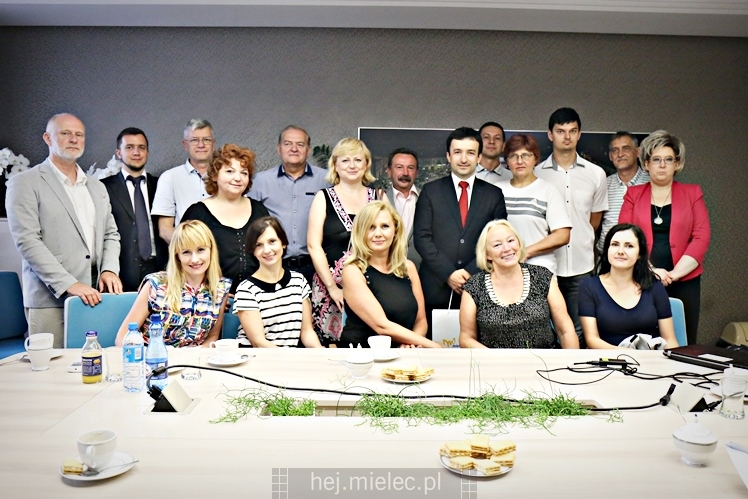 Spotkanie prezydenta Daniela Kozdęby z animatorami grup artystycznych SCK