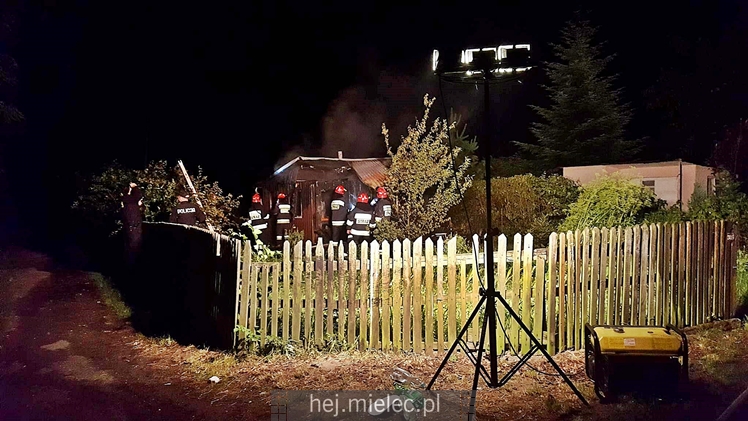 Pożar altany na POD Metalowiec