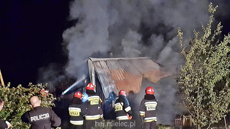Pożar altany na POD Metalowiec