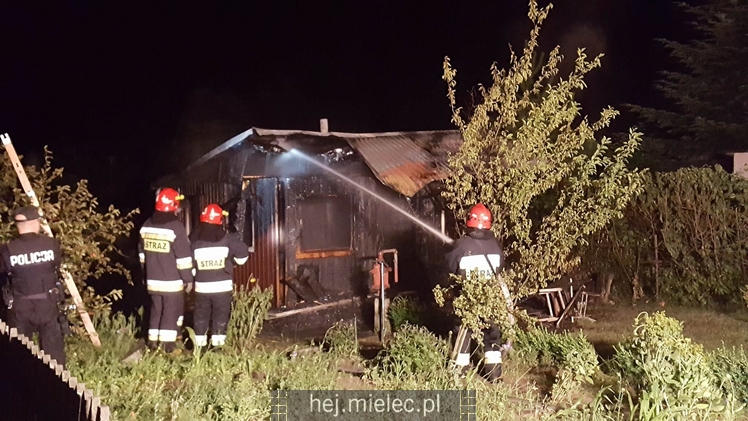 Pożar altany na POD Metalowiec
