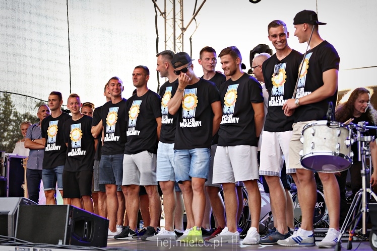 Powitanie Lata 2016: Prezentacja drużyny piłkarskiej FKS Stali Mielec