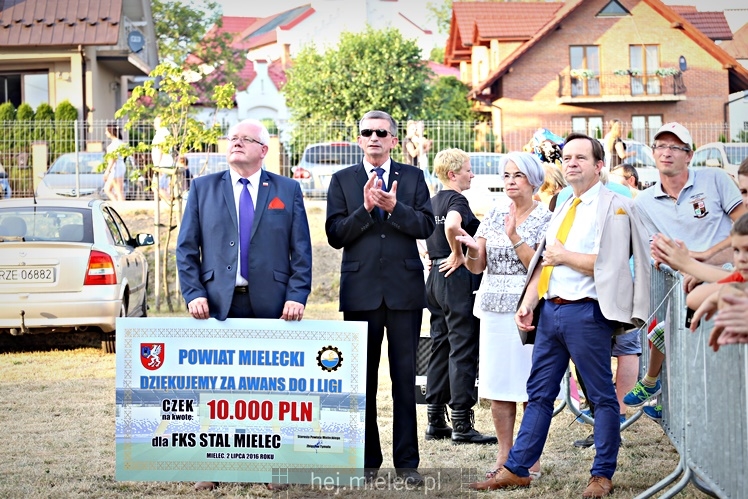 Powitanie Lata 2016: Prezentacja drużyny piłkarskiej FKS Stali Mielec