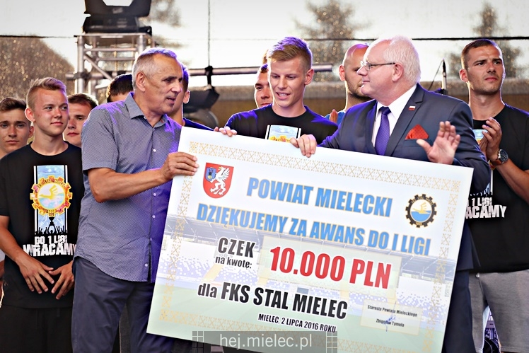 Powitanie Lata 2016: Prezentacja drużyny piłkarskiej FKS Stali Mielec