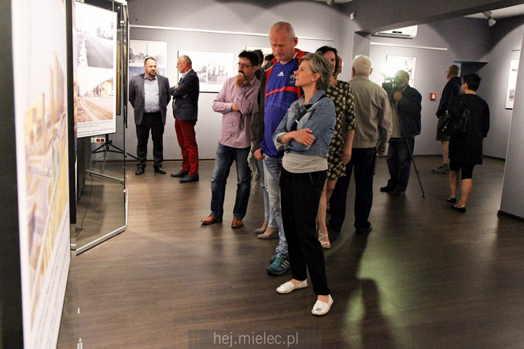 Wernisaż wystawy ?Mielec ? śladami starej fotografii?