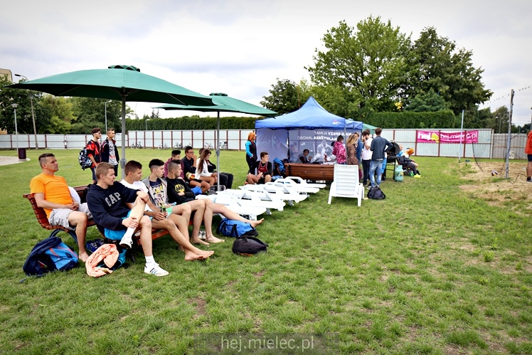 Turniej Piłki Plażowej przygotowany przez Klub Młodych Liderów