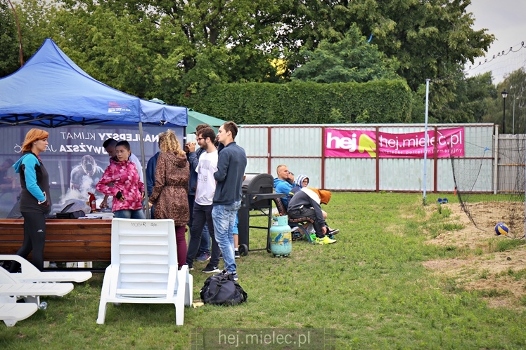 Turniej Piłki Plażowej przygotowany przez Klub Młodych Liderów