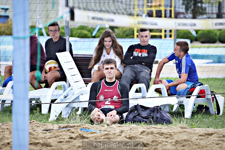 Turniej Piłki Plażowej przygotowany przez Klub Młodych Liderów