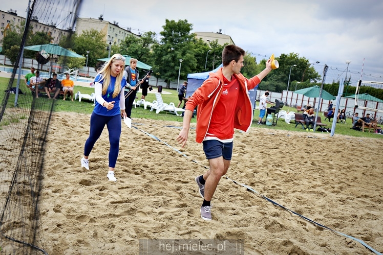 Turniej Piłki Plażowej przygotowany przez Klub Młodych Liderów