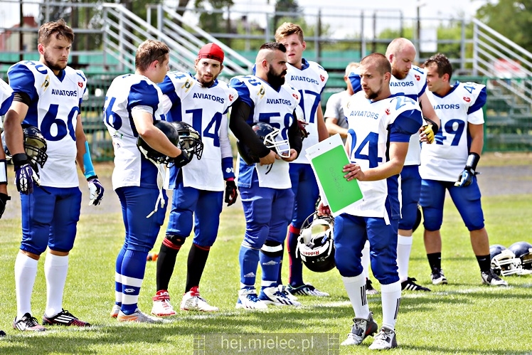 Futbol Amerykański: Aviators Mielec - Silvers Olkusz 14:35