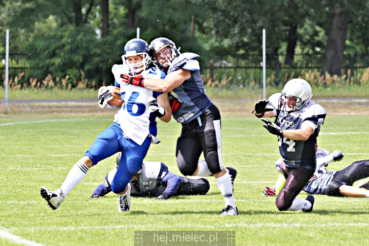 Futbol Amerykański: Aviators Mielec - Silvers Olkusz 14:35