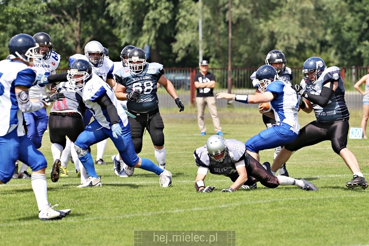 Futbol Amerykański: Aviators Mielec - Silvers Olkusz 14:35