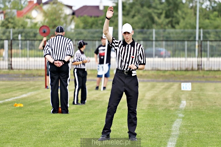Futbol Amerykański: Aviators Mielec - Silvers Olkusz 14:35