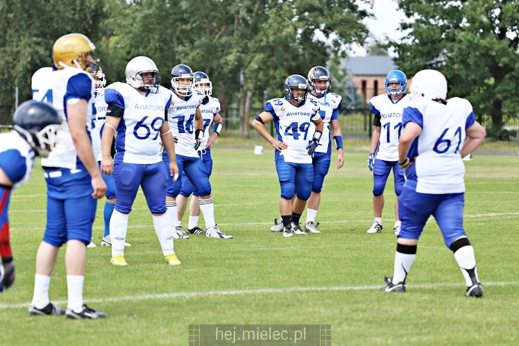 Futbol Amerykański: Aviators Mielec - Silvers Olkusz 14:35