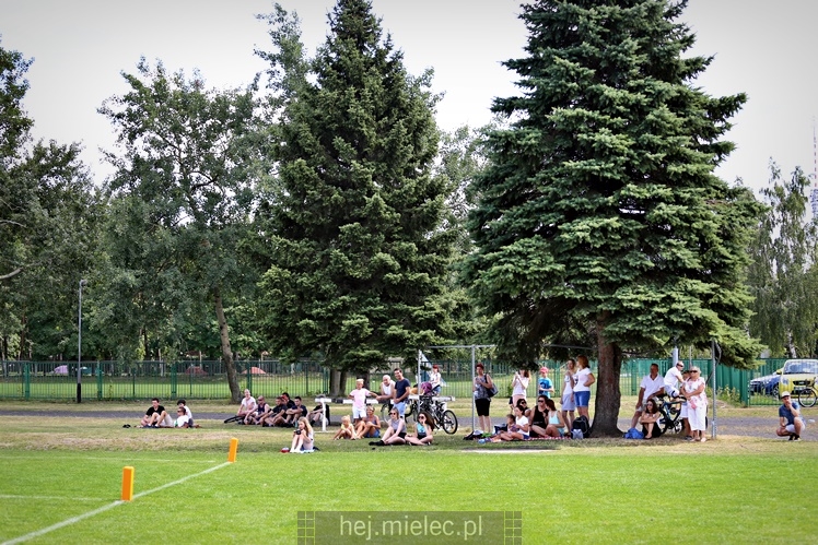 Futbol Amerykański: Aviators Mielec - Silvers Olkusz 14:35