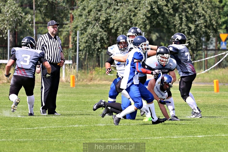 Futbol Amerykański: Aviators Mielec - Silvers Olkusz 14:35