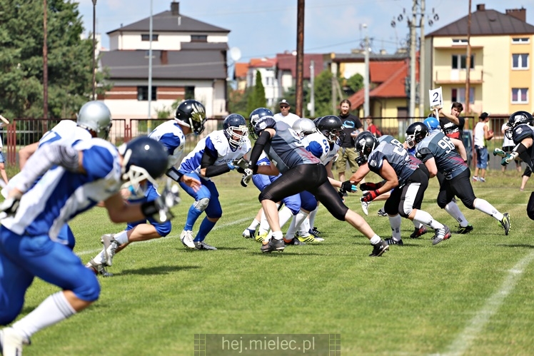 Futbol Amerykański: Aviators Mielec - Silvers Olkusz 14:35