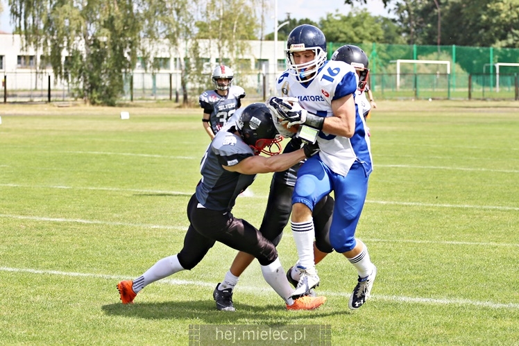 Futbol Amerykański: Aviators Mielec - Silvers Olkusz 14:35