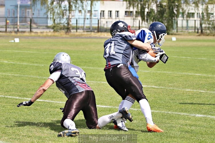 Futbol Amerykański: Aviators Mielec - Silvers Olkusz 14:35