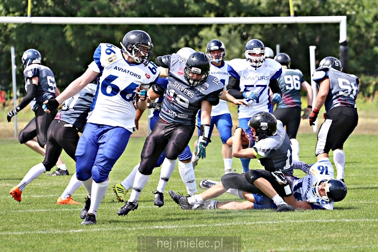 Futbol Amerykański: Aviators Mielec - Silvers Olkusz 14:35