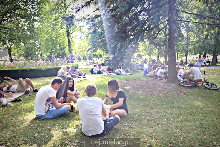 Zlot graczy Pokemon GO w Parku Oborskich