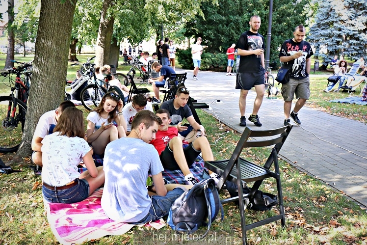 Zlot graczy Pokemon GO w Parku Oborskich