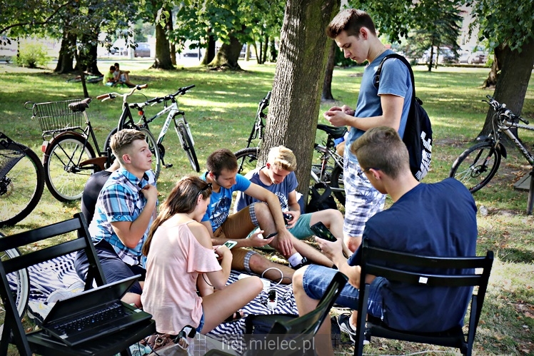 Zlot graczy Pokemon GO w Parku Oborskich